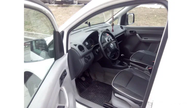 Volkswagen Caddy 2005 - 8