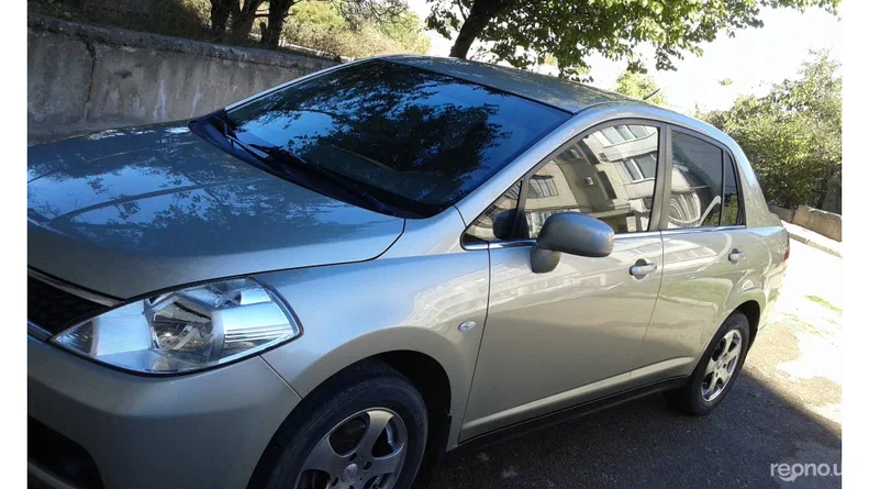 Nissan Tiida 2008 - 8