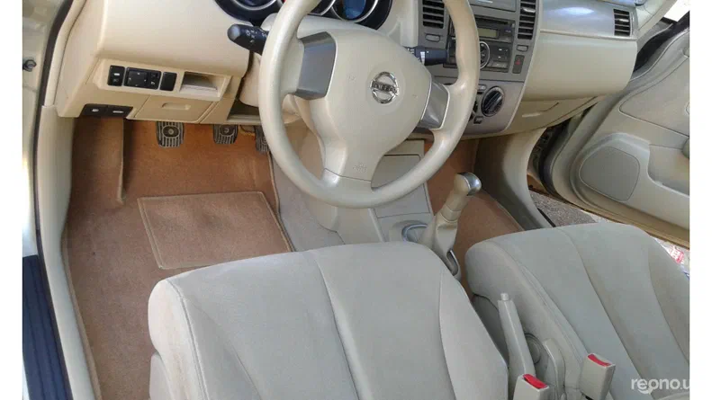 Nissan Tiida 2008 - 15