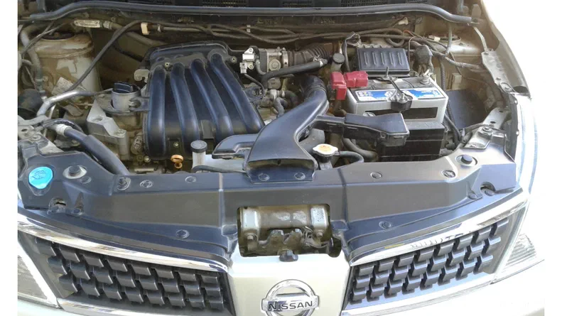 Nissan Tiida 2008 - 17