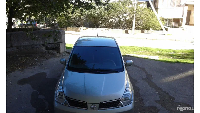 Nissan Tiida 2008