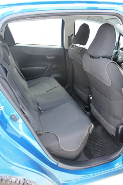 Toyota Yaris 2011 - 7