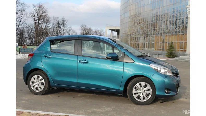 Toyota Yaris 2011 - 21
