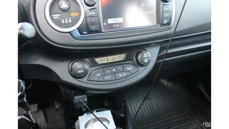 Toyota Yaris 2011 - 17