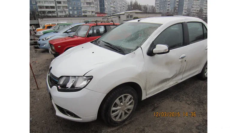 Renault Logan 2013 - 6