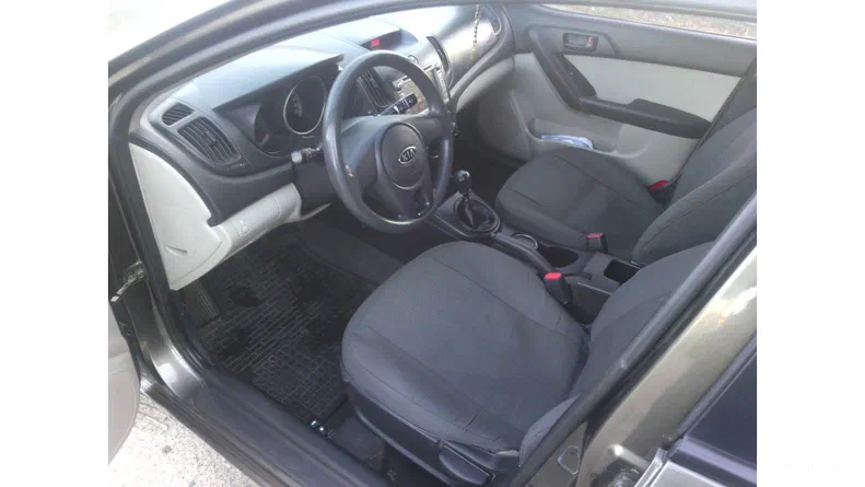 Kia Cerato 2009 - 22