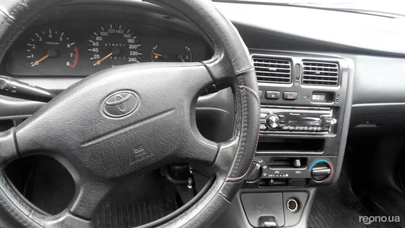 Toyota Carina 1996 - 5