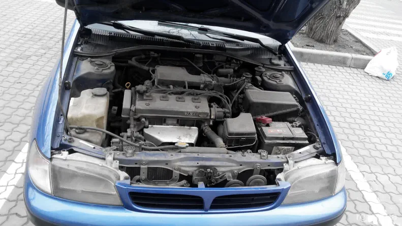 Toyota Carina 1996 - 6