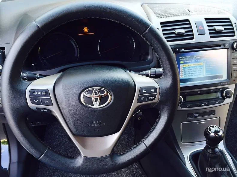 Toyota Avensis 2011 - 5