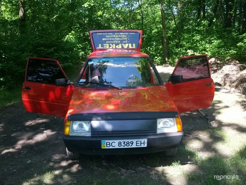 ЗАЗ 1102 «Таврия» 1995