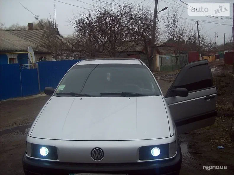 Volkswagen Passat 1988 - 10