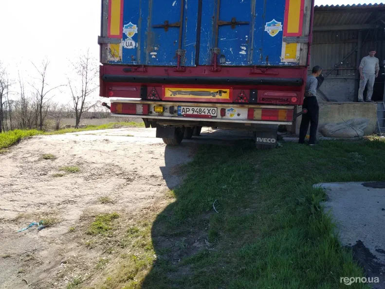 Renault MAGNUM 440dxi 2004