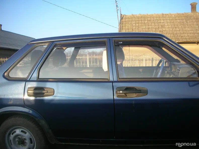 Lada (ВАЗ) 2109 2000