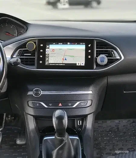 Peugeot 308 2015 - 11