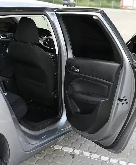 Peugeot 308 2015 - 13