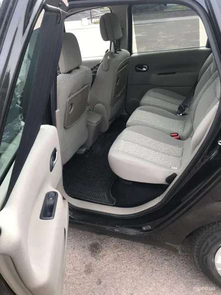Renault Scenic 2006 - 7