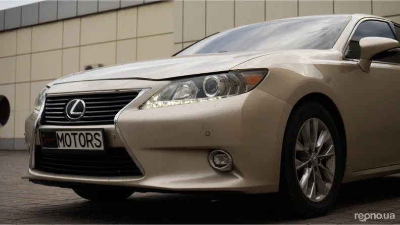 Lexus ES 2014 - 24