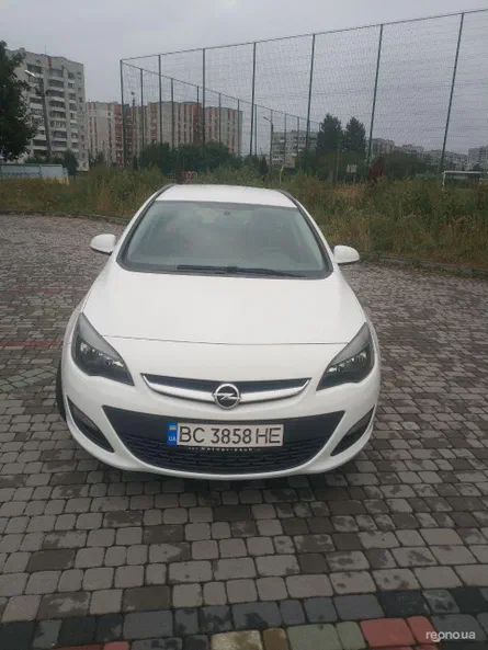 Opel Astra 2012 - 9