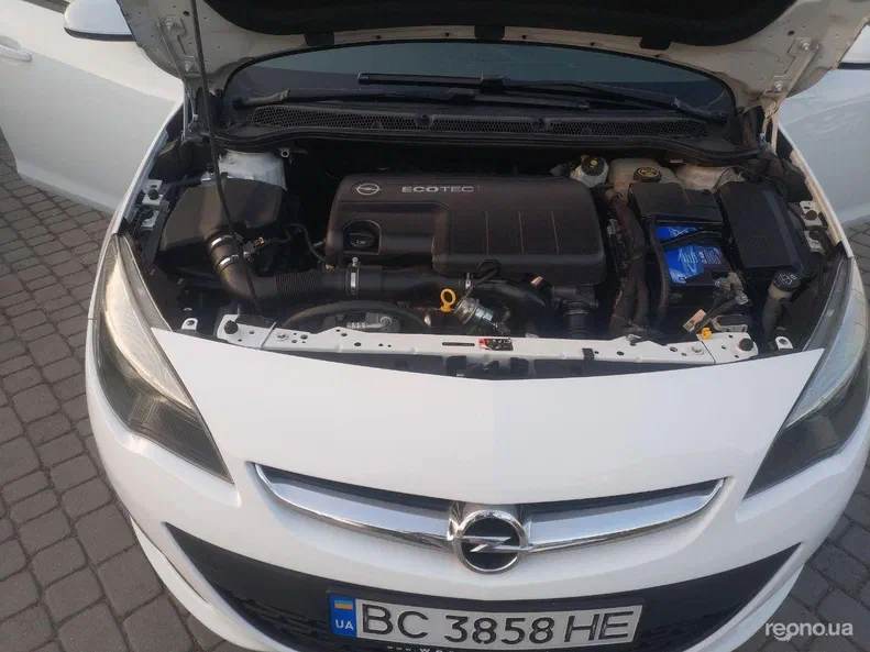 Opel Astra 2012 - 5