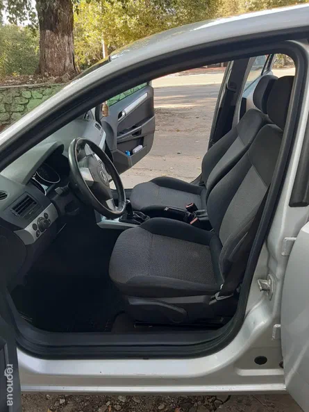 Opel Astra 2009 - 10