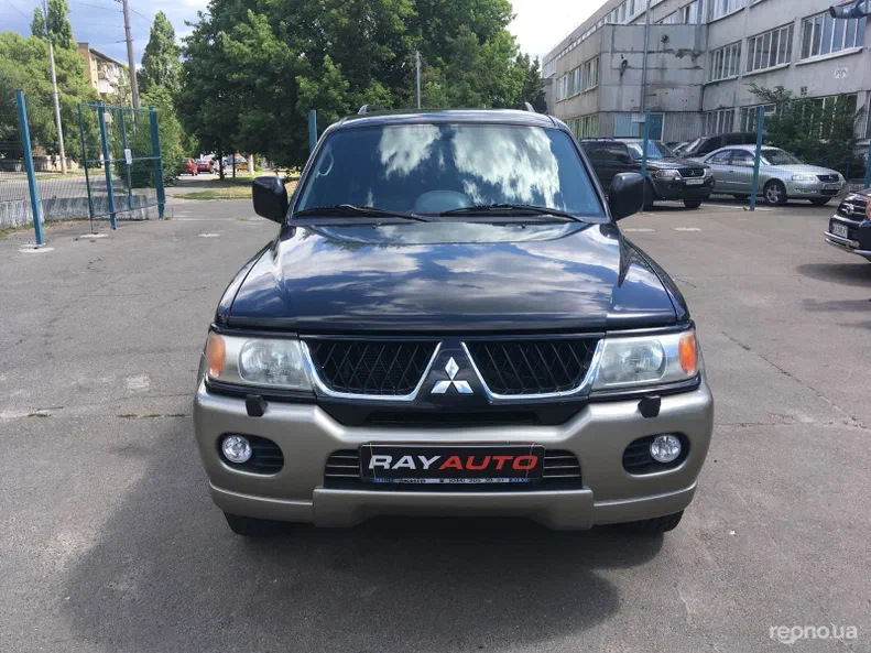 Mitsubishi Pajero Sport 2005
