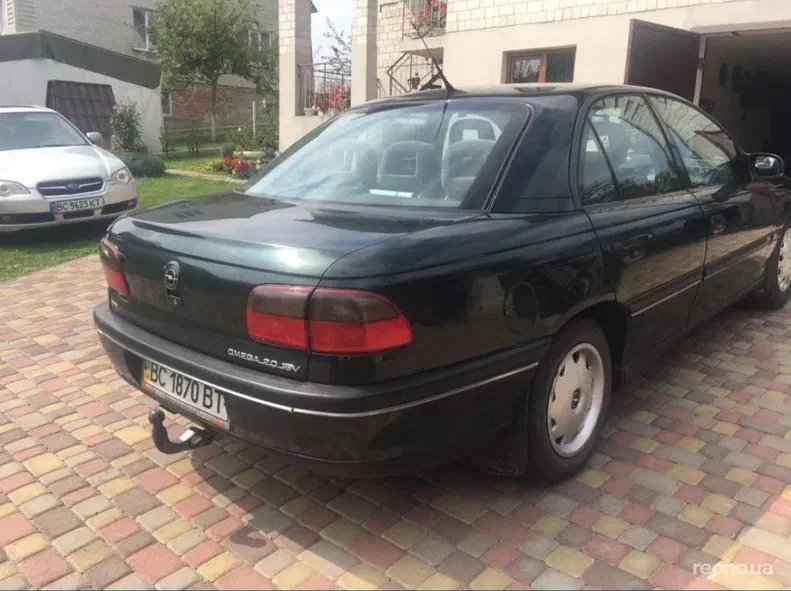 Opel Omega 1995 - 11