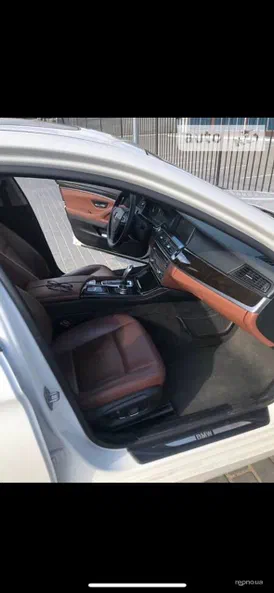 BMW 5 серія 2014 - 6
