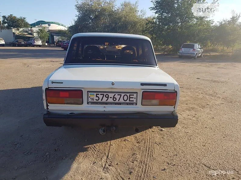 Lada (ВАЗ) 2107 1983 - 13