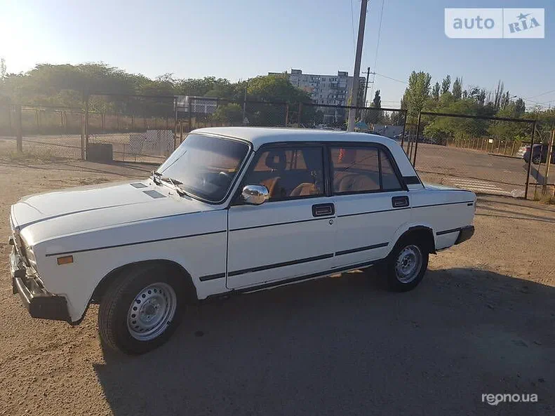 Lada (ВАЗ) 2107 1983