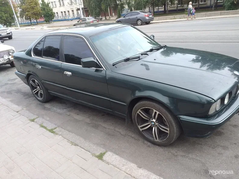BMW 5 серии 1989