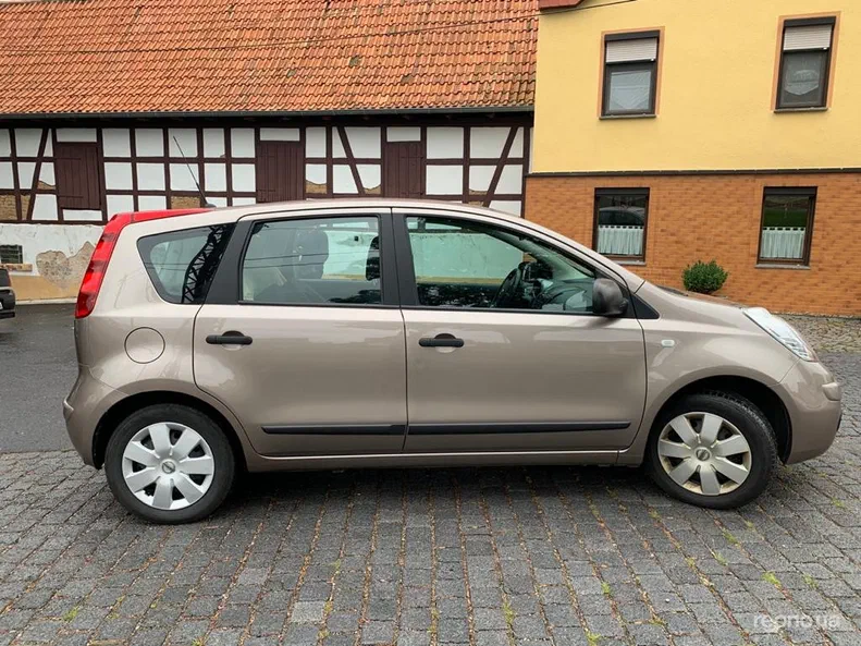 Nissan Note 2008 - 1