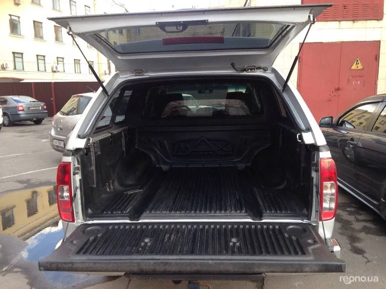 Nissan Navara (Frontier) 2011