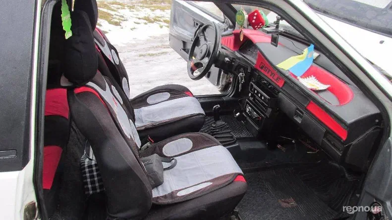 Lada (ВАЗ) 2108 1992 - 9