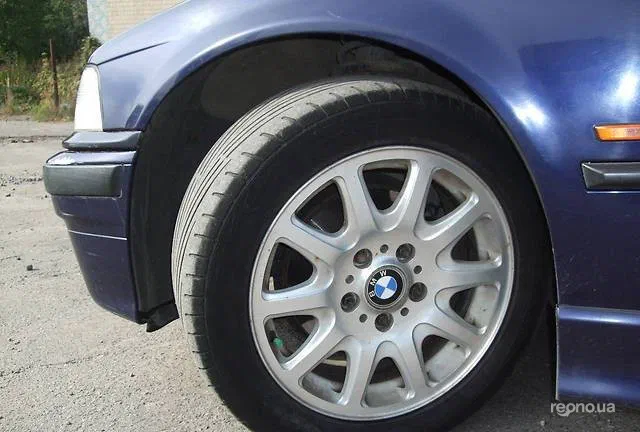 BMW 3 серія 1997 - 8