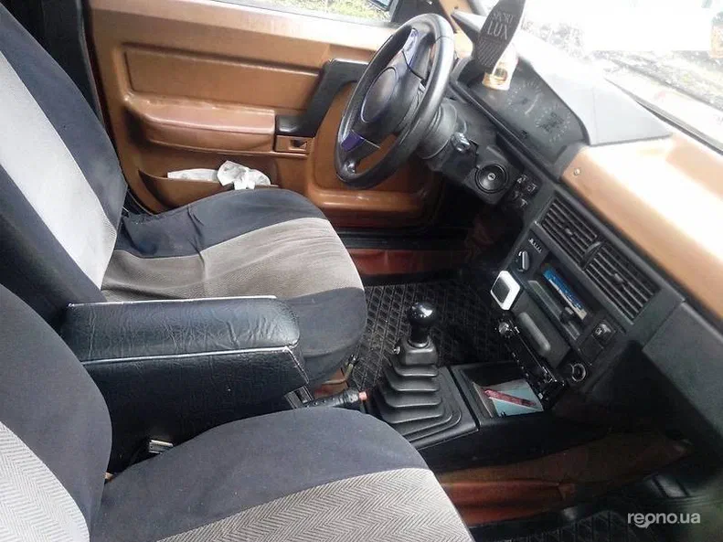 Москвич 2141 1990