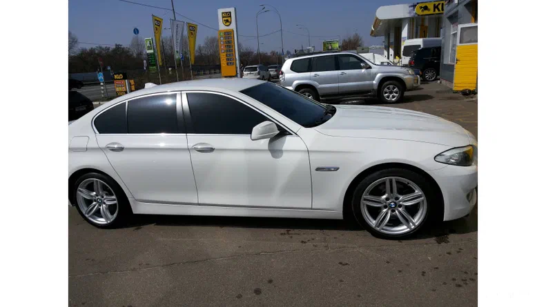 BMW 5 серии 2012
