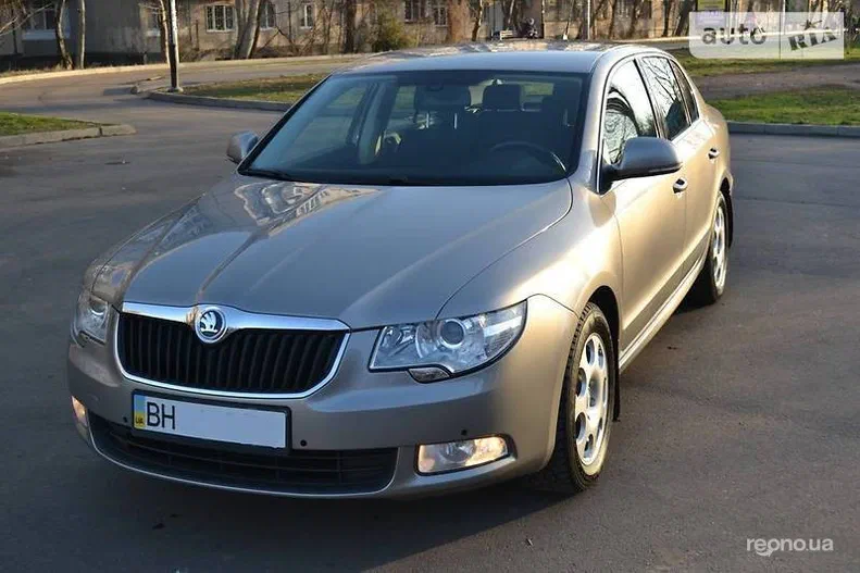 Skoda Superb 2009 - 9