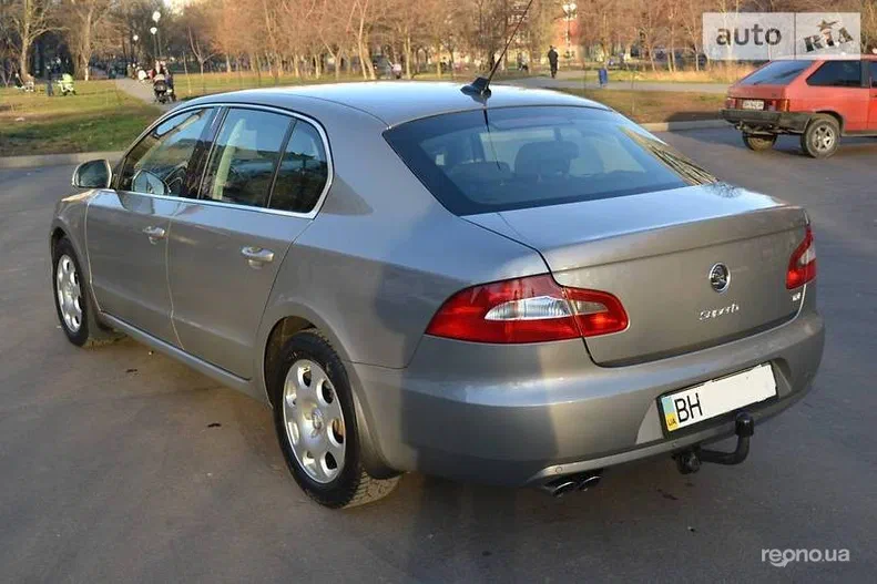 Skoda Superb 2009 - 7