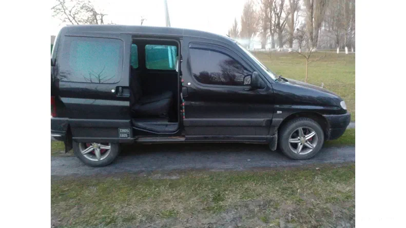Peugeot Partner 2001 - 12