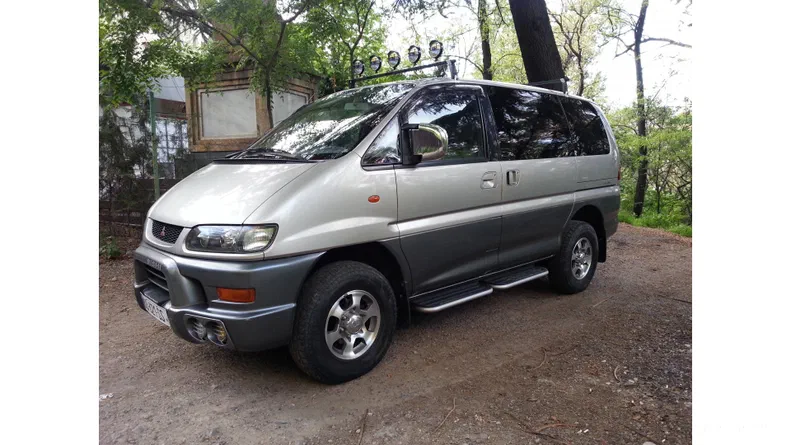 Mitsubishi Galant 2001