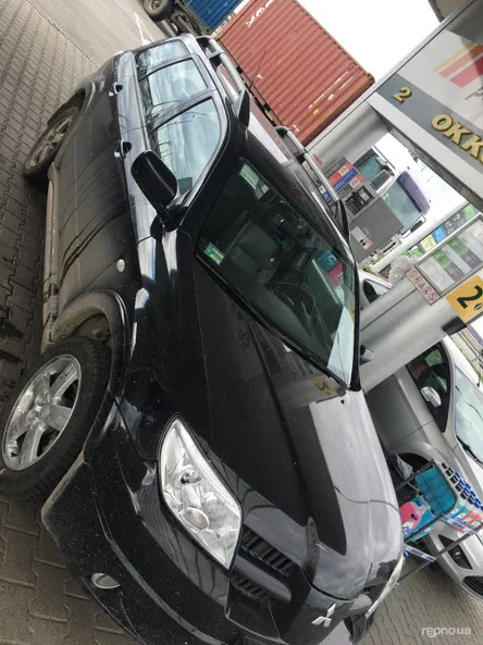 Mitsubishi Outlander 2008