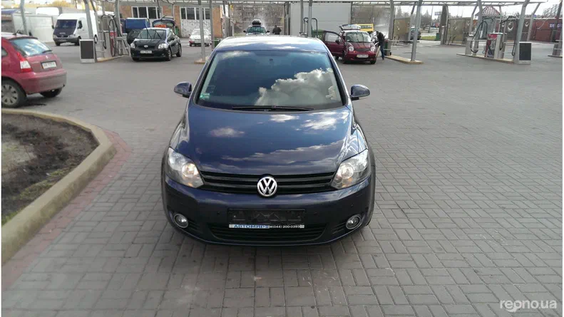 Volkswagen Golf 2010 - 0