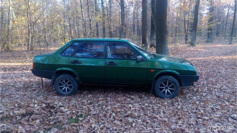 Lada (ВАЗ) 21099 2001