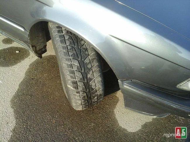 BMW 7 серія 1989 - 9