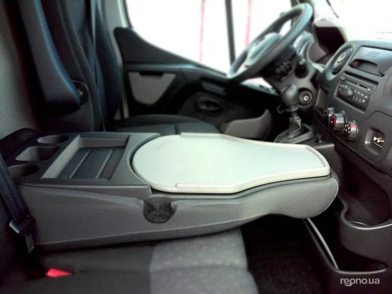 Opel Movano 2011 - 9