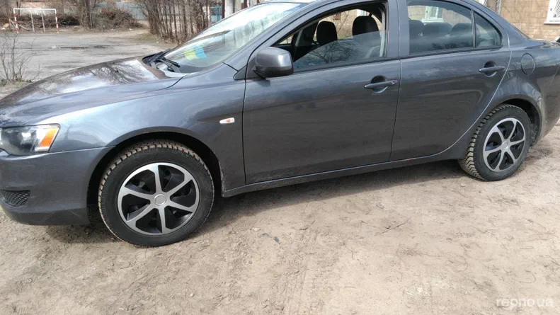 Mitsubishi Lancer 2011 - 7