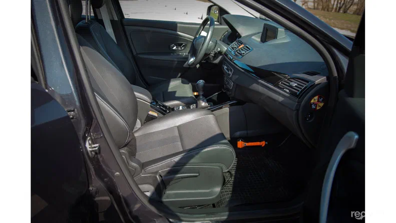 Renault Megane 2012 - 21