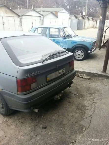 Renault 19 1989