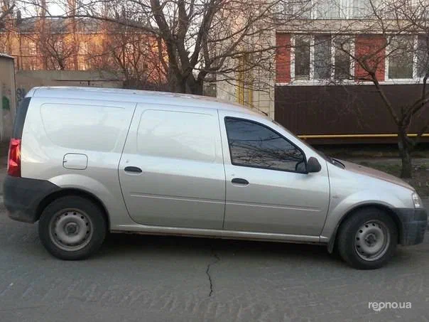 Lada (ВАЗ) Largus 2013