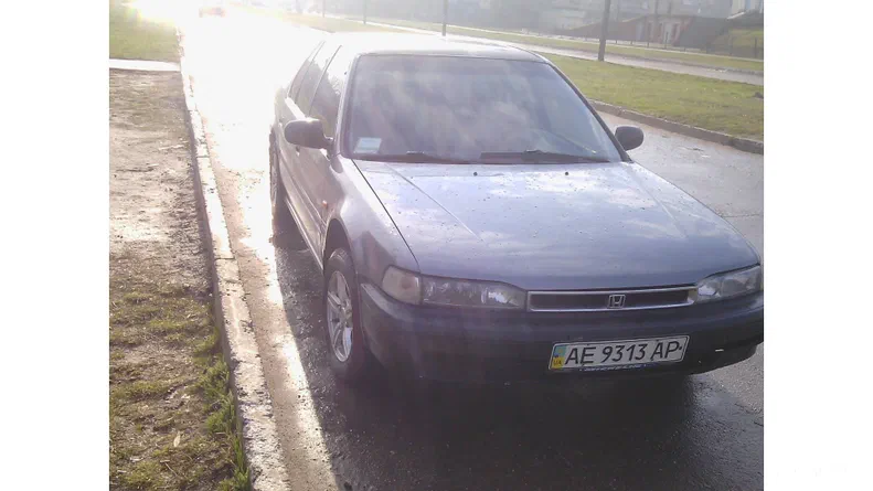 Honda Accord 1990 - 6